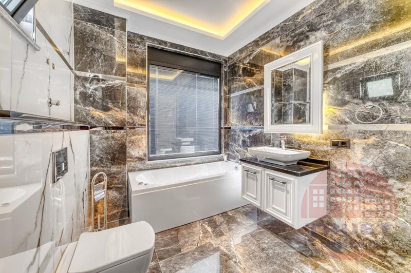 Magnificent 4+1 villa in Kargicak - exclusive investment opportunity with Citizenship eligibility