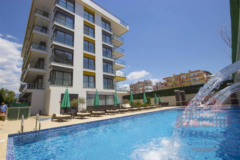 Luxury residential complex in a few meters from the beach in Oba, Alanya