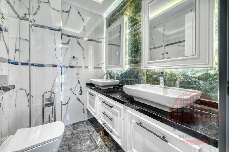 Magnificent 4+1 villa in Kargicak - exclusive investment opportunity with Citizenship eligibility