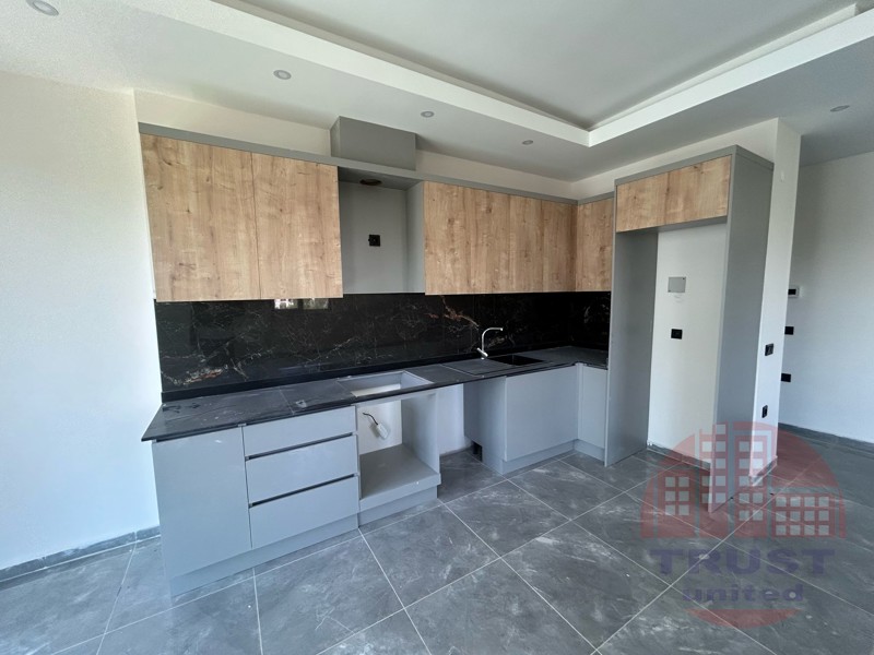 Stunning penthouse with forest and sea views in Avsallar