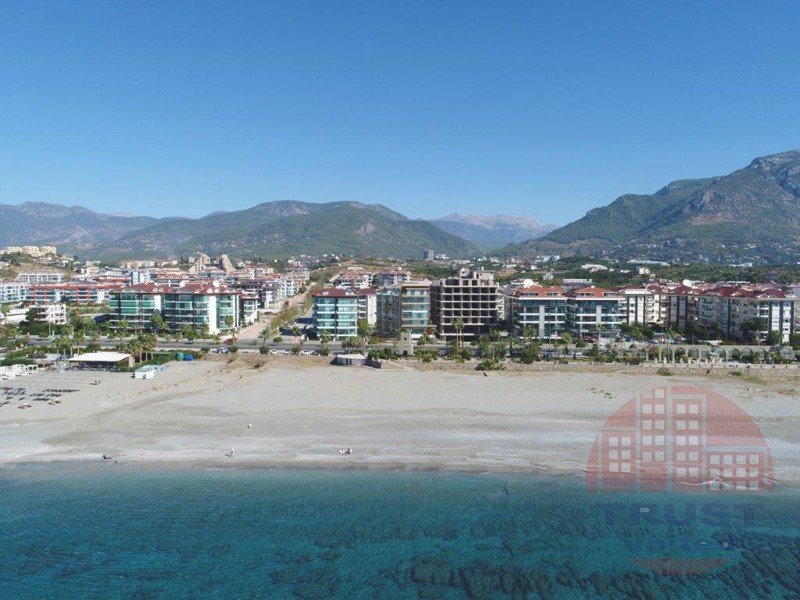 Exclusive seafront penthouse at modern residence in Kestel, Alanya