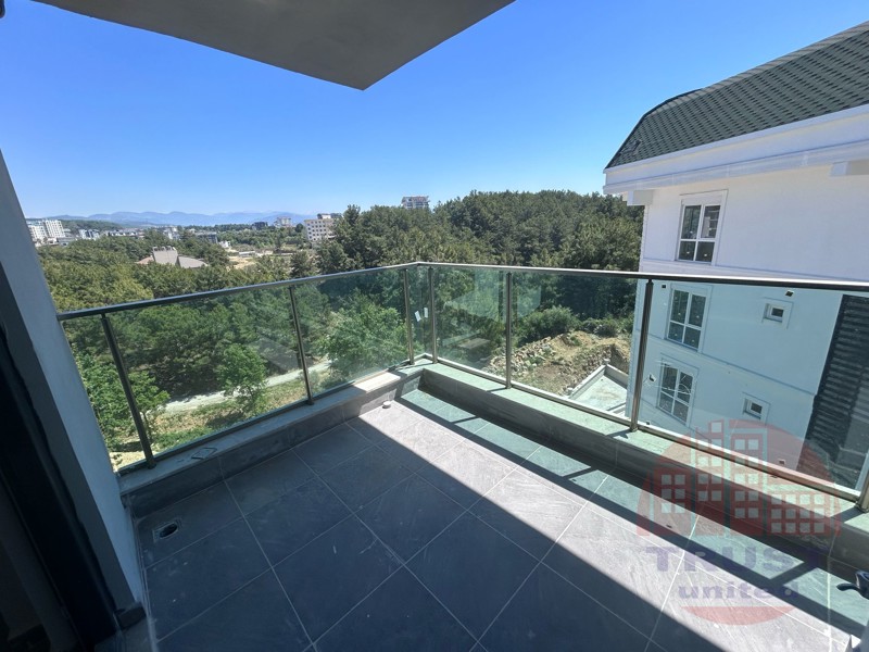 Stunning penthouse with forest and sea views in Avsallar