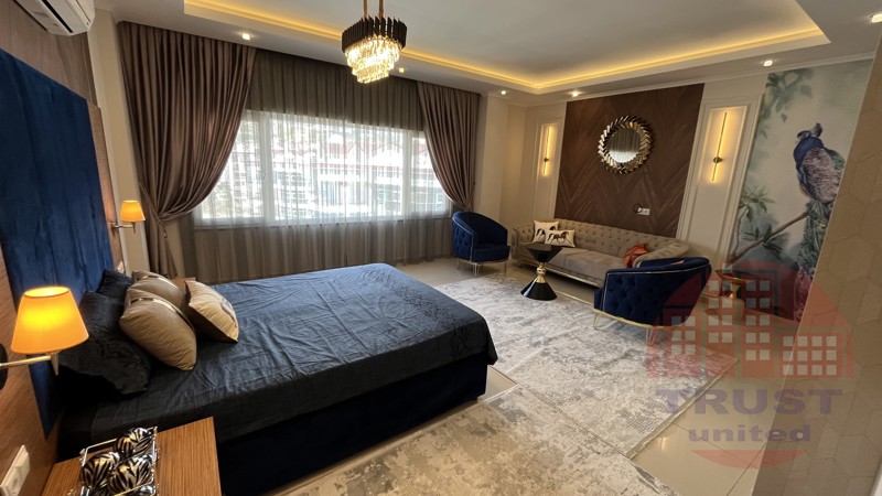 Stunning penthouse with sea view 4+1 in Crystal Towers, Cikcilli Alanya