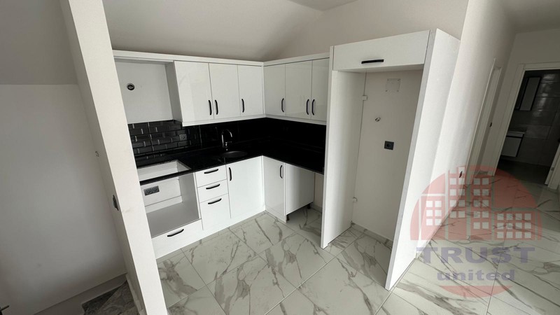 Spacious 3+1 apartment in Alanya city center - just 50m from the sea