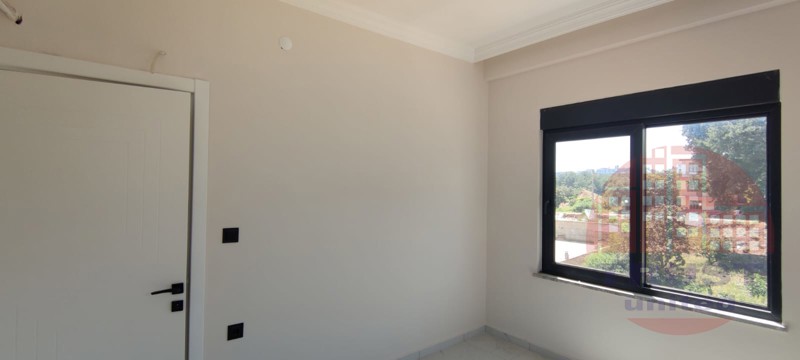 Modern 1+1 apartment in a comfortable central location in Oba