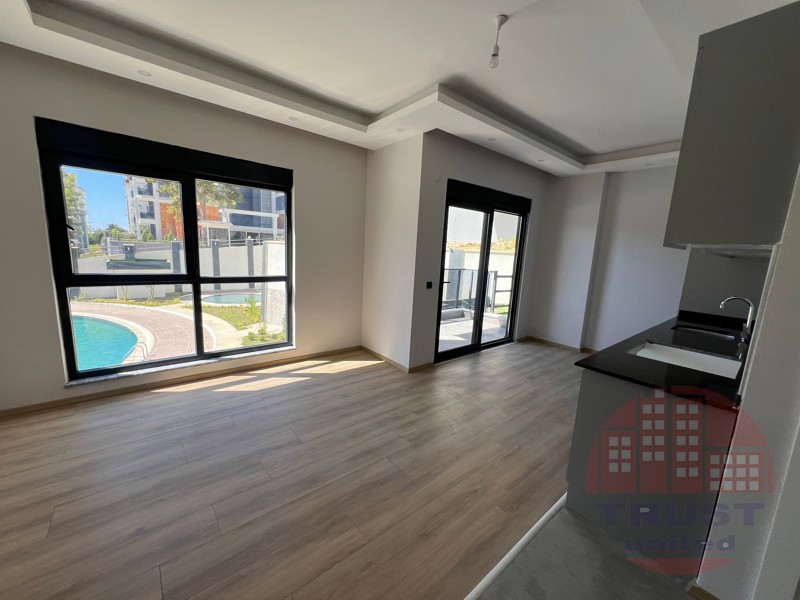 Ready 1+1 apartment in modern residential complex in Avsallar, Alanya