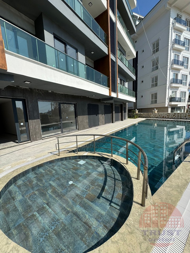 Cozy 2-bedrooms apartment with partial sea view in Avsallar