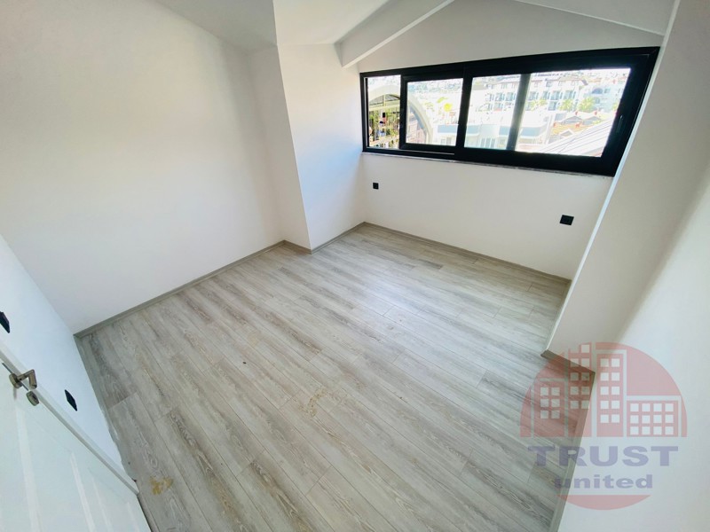 Spacious 3+1 apartment in Alanya city center - just 50m from the sea