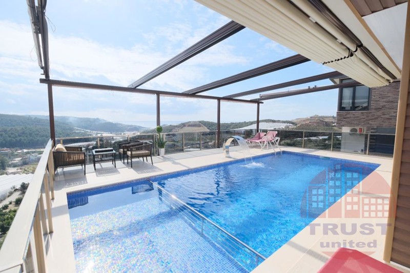 Luxury 4+1 villa in Yeşilöz area of Alanya