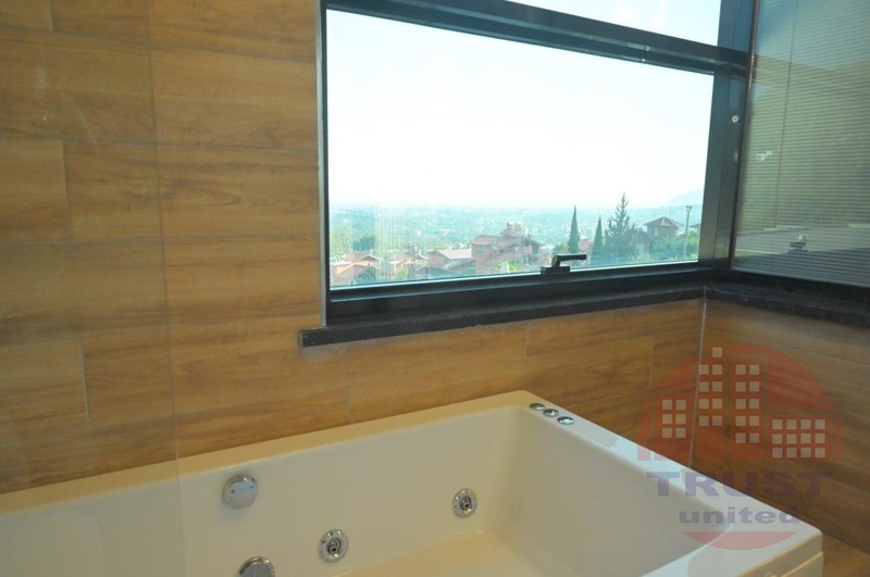 Magnificent 5+2 villa for Turkish citizenship in Kızılcaşehir's elite and green district of Alanya