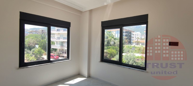 Modern 1+1 apartment in a comfortable central location in Oba