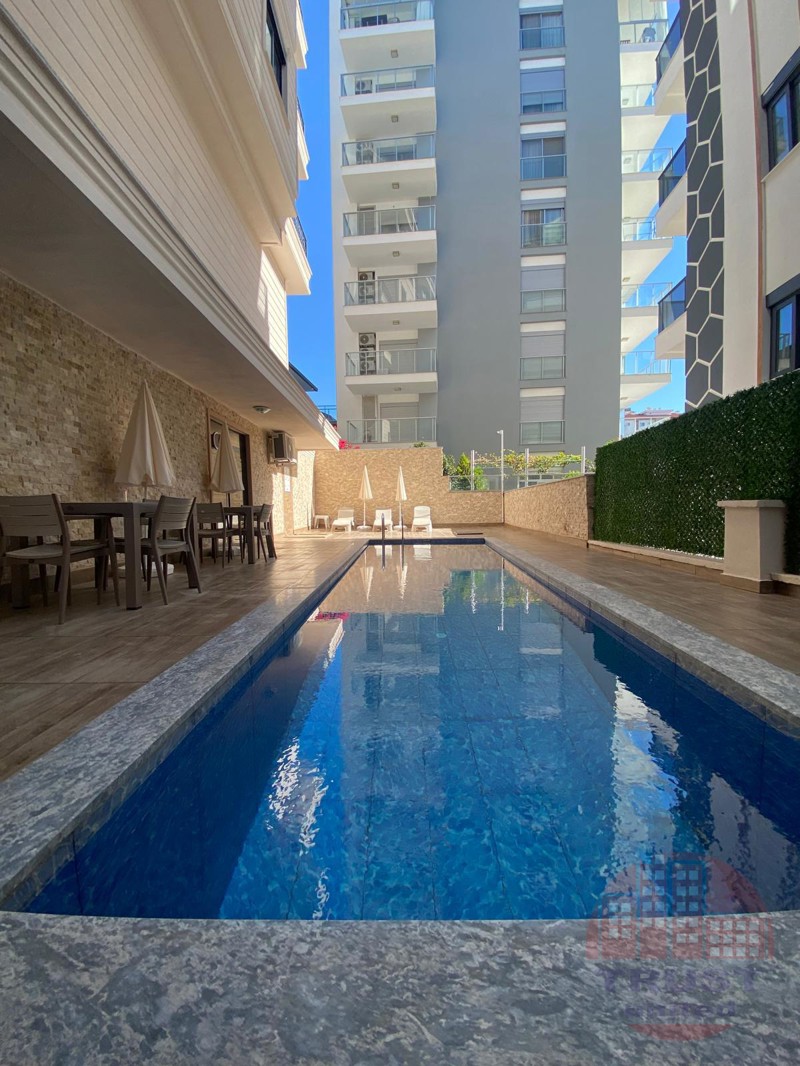 Elegant 1+1 apartment in a walking distance from the beach in Mahmutlar, Alanya