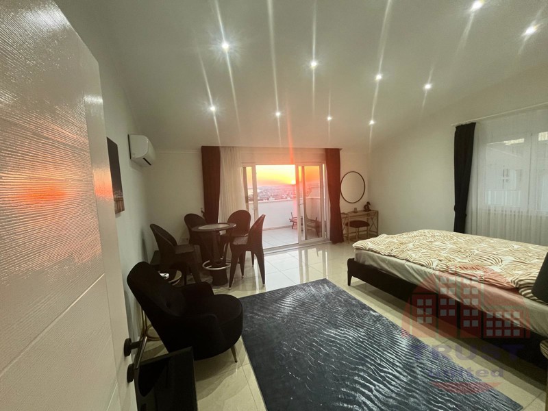 Spectacular 3+1 sea view penthouse in premium Konakli resort complex