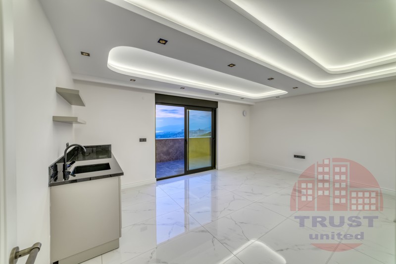 Luxurious private 6+1 villa in Kargicak appropriate for Turkish citizenship by investment