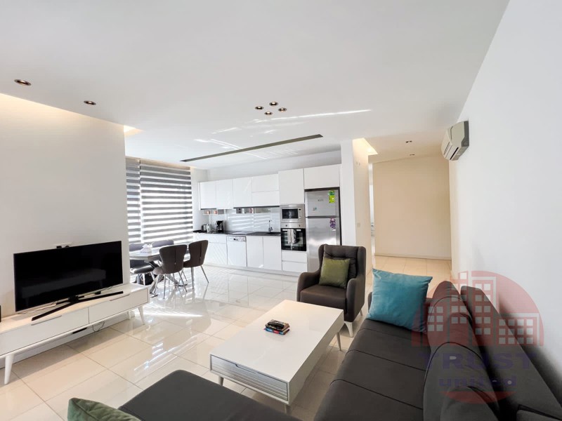 Luxury residential complex in a few meters from the beach in Oba, Alanya