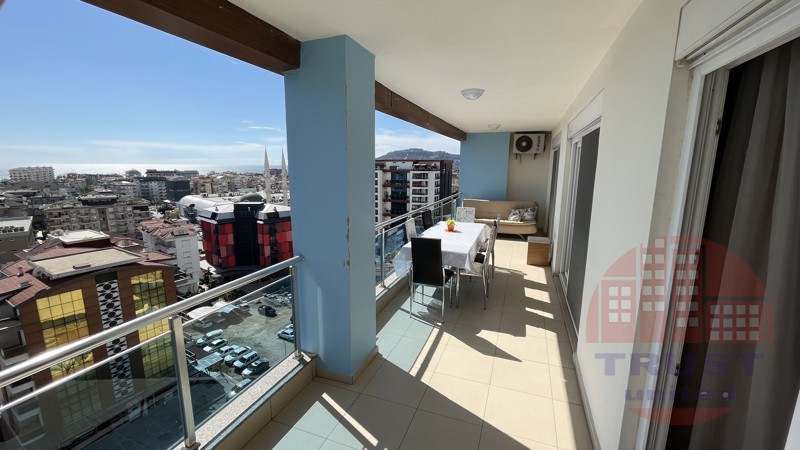 Stunning penthouse with sea view 4+1 in Crystal Towers, Cikcilli Alanya