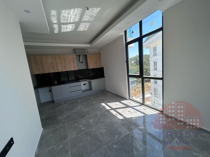 Cozy 2-bedrooms apartment with partial sea view in Avsallar
