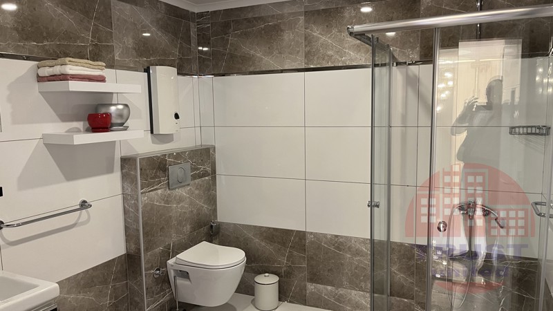Stunning penthouse with sea view 4+1 in Crystal Towers, Cikcilli Alanya
