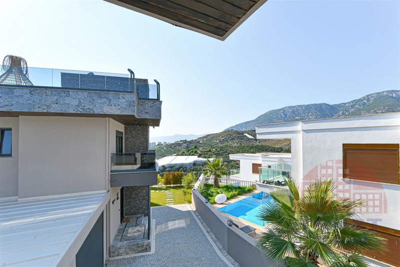 Spectacular sea view villa with Turkish Citizenship eligibility