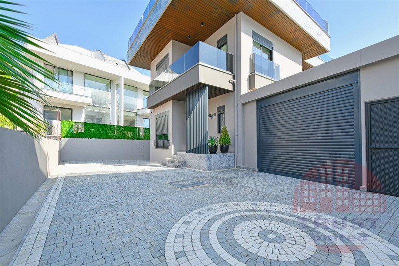 Spectacular sea view villa with Turkish Citizenship eligibility