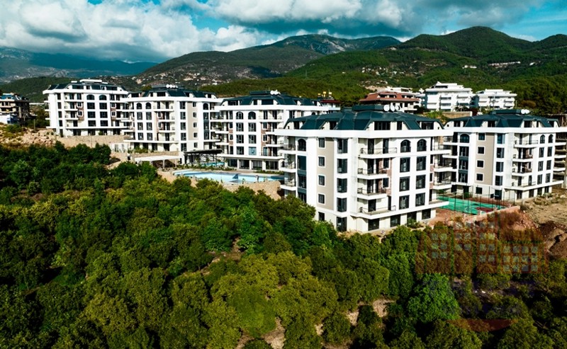 Luxury resort complex in Oba's premier residential destination