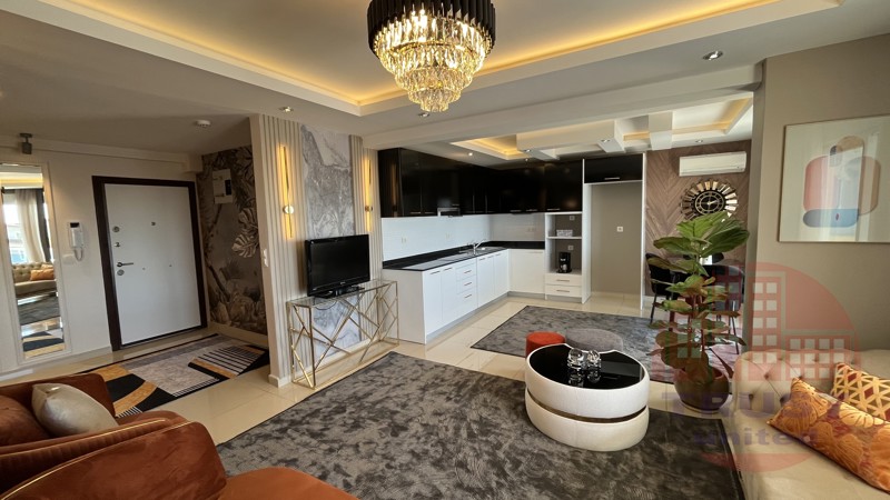 Stunning penthouse with sea view 4+1 in Crystal Towers, Cikcilli Alanya