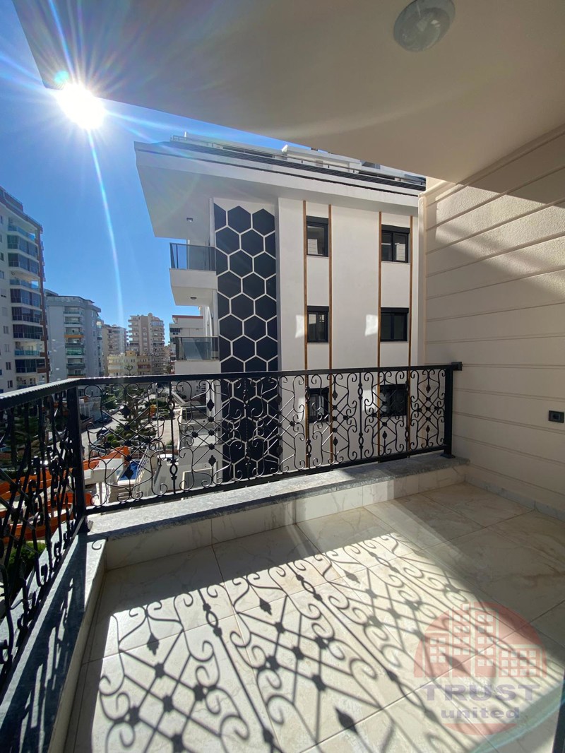 Elegant 1+1 apartment in a walking distance from the beach in Mahmutlar, Alanya