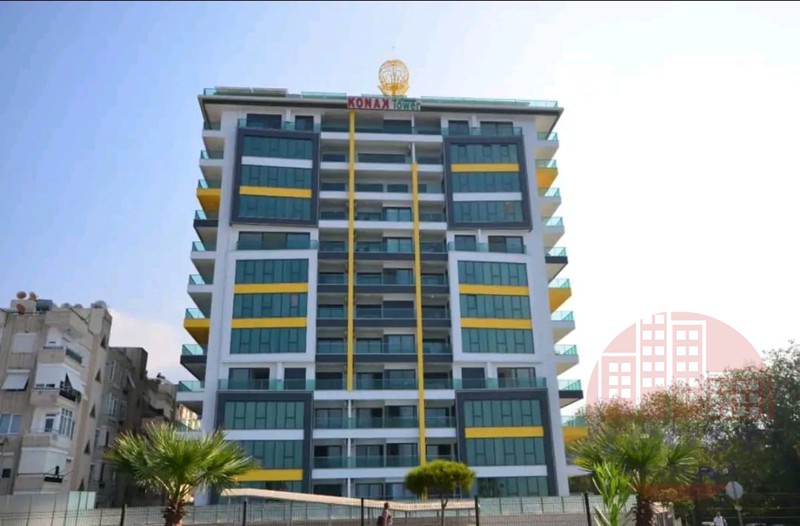Seafront apartment for sale in Mahmutlar. Luxurious living just 10 meters from the sea!