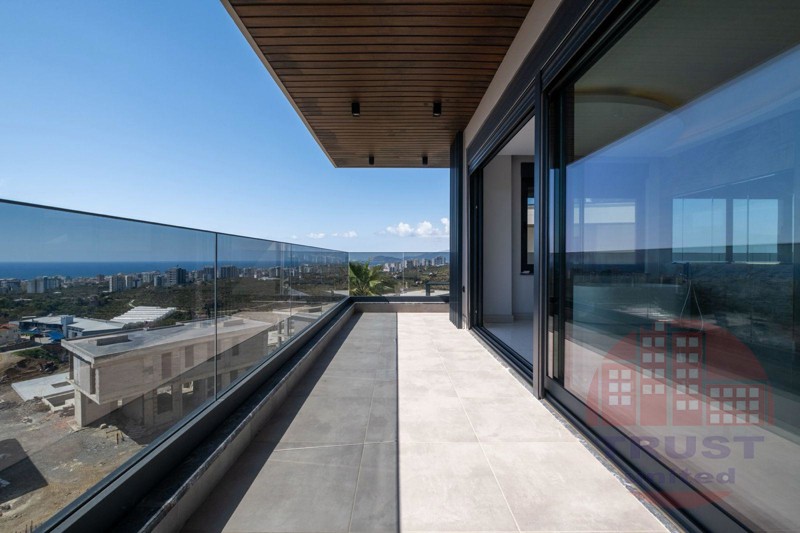 Spectacular sea view villa with Turkish Citizenship eligibility