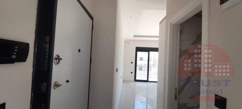 Modern 1+1 apartment in a comfortable central location in Oba