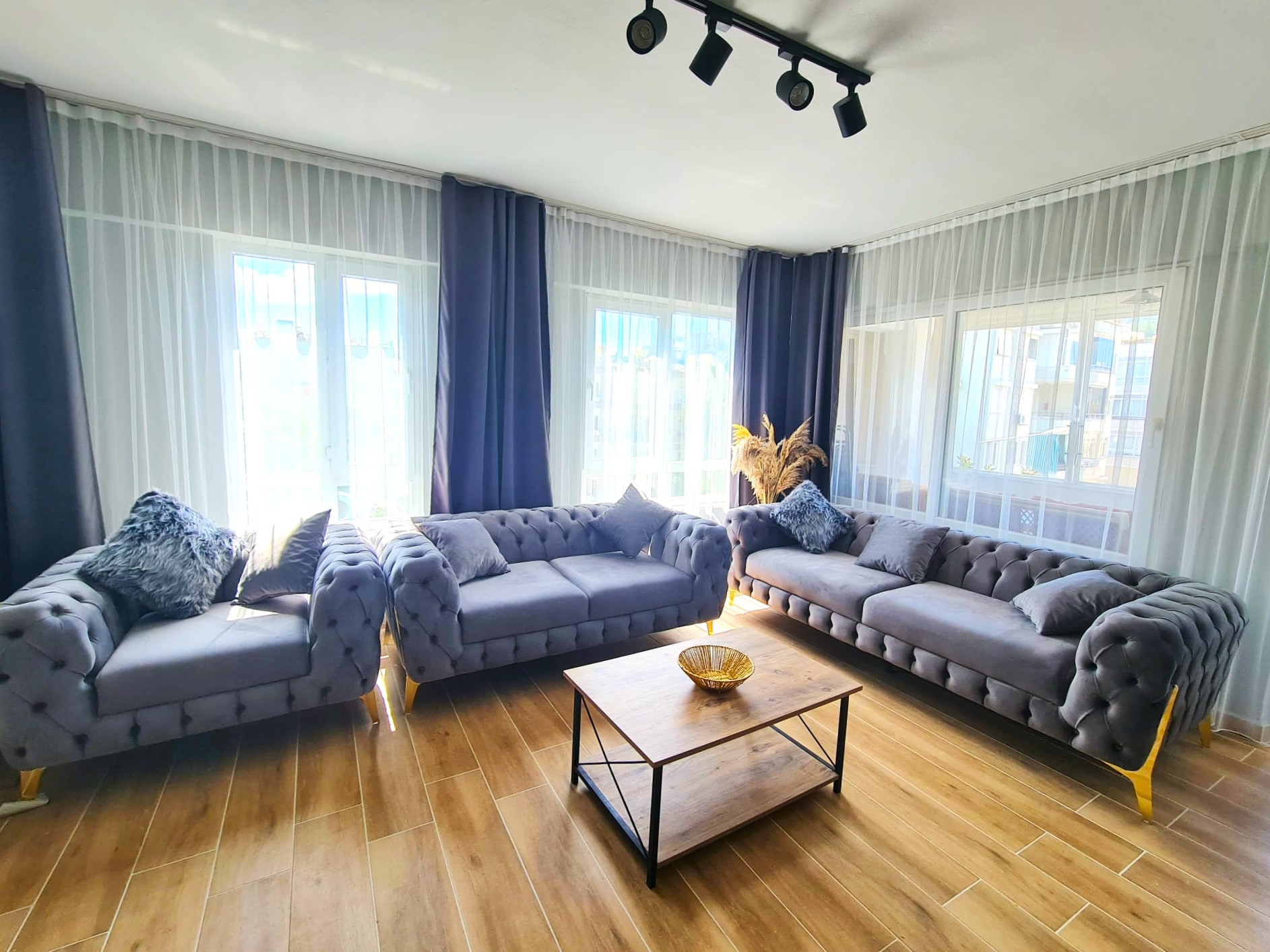 Ready to move in 3+1 apartment near Cleopatra beach