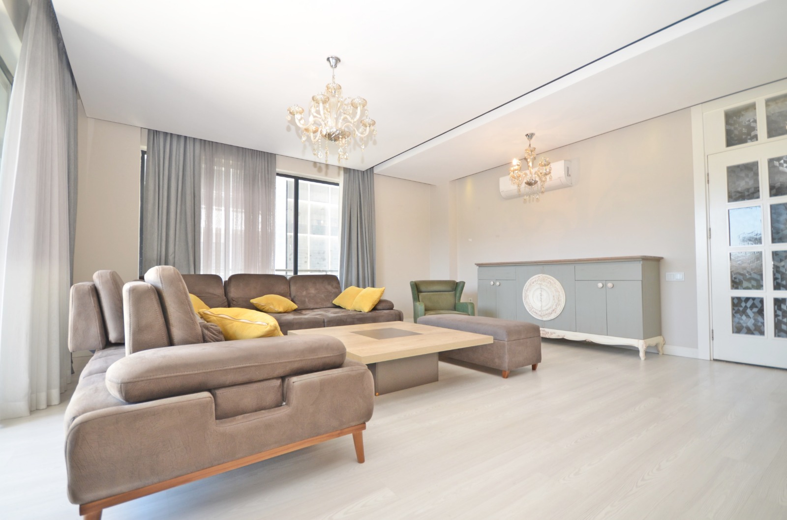 ÇIPLAKLI – KALEŞEHİR 3 RESIDENCE | NENAMJEŠTEN STAN 3+1 SA ODVOJENOM KUHINJOM